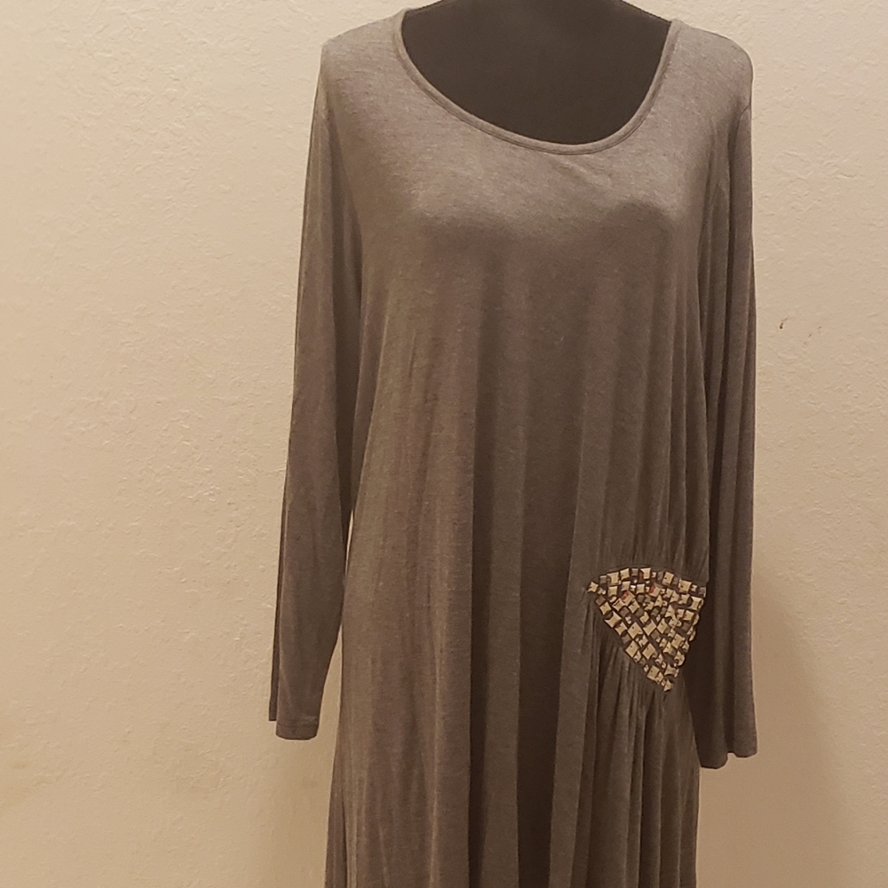 Dg2 long sleeve gray blouse 1X